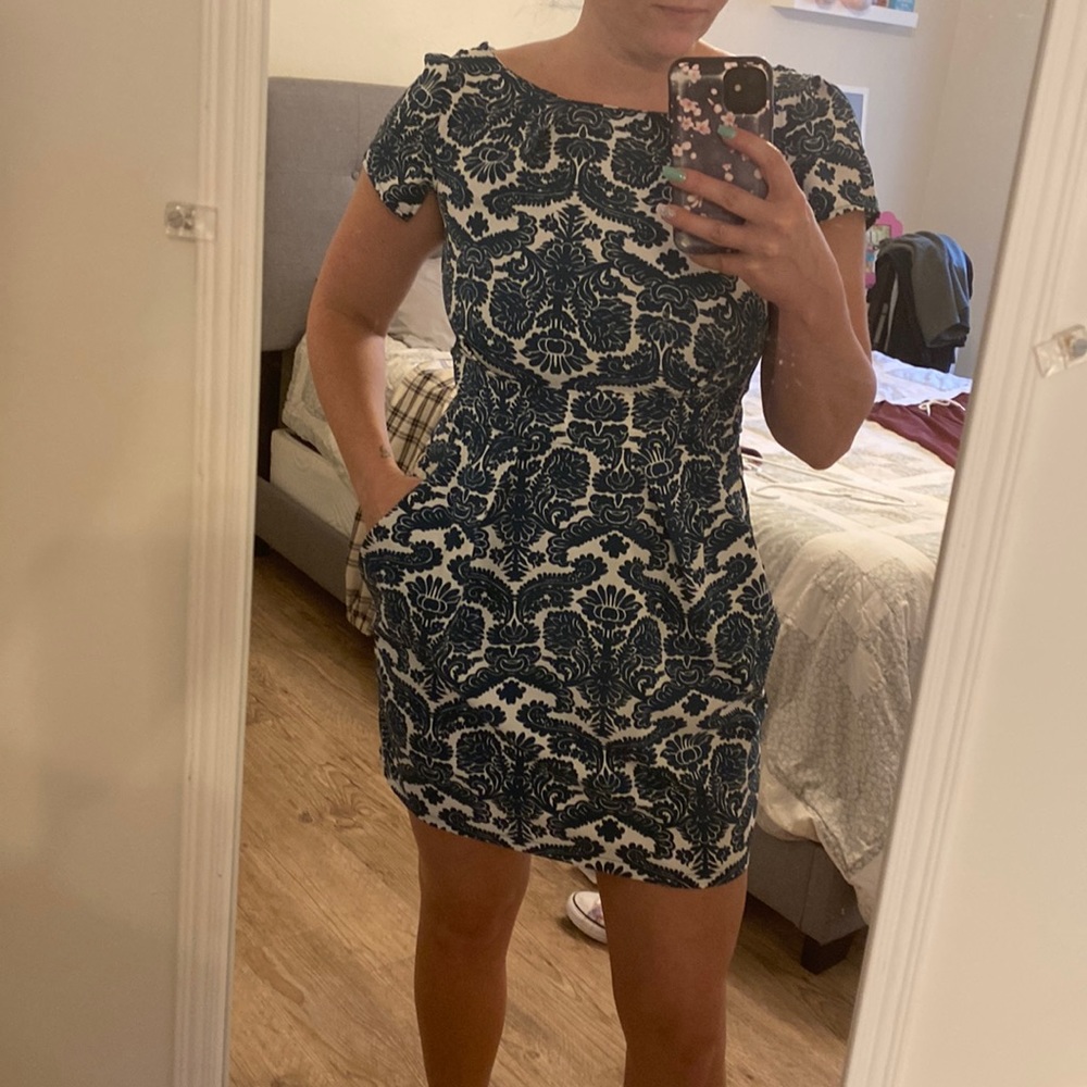 Dress with pockets